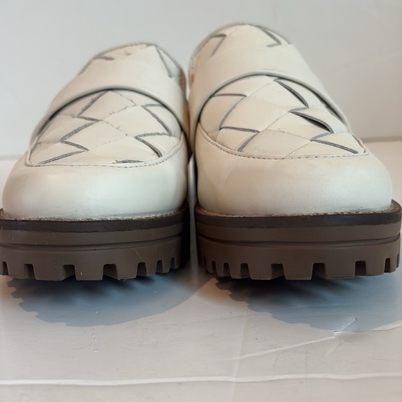 dolce vita Aubree lug sole loafers creamy white basket weave foot size 8 - Picture 4 of 16